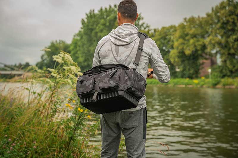 Sac à dos avec étuis {{d5bcf202facb2fb5fd1e5e5e1dba614d91}}} Voyager Camo Large