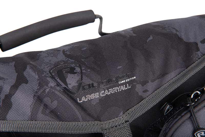 Sac à dos avec étuis {{d5bcf202facb2fb5fd1e5e5e1dba614d91}}} Voyager Camo Large