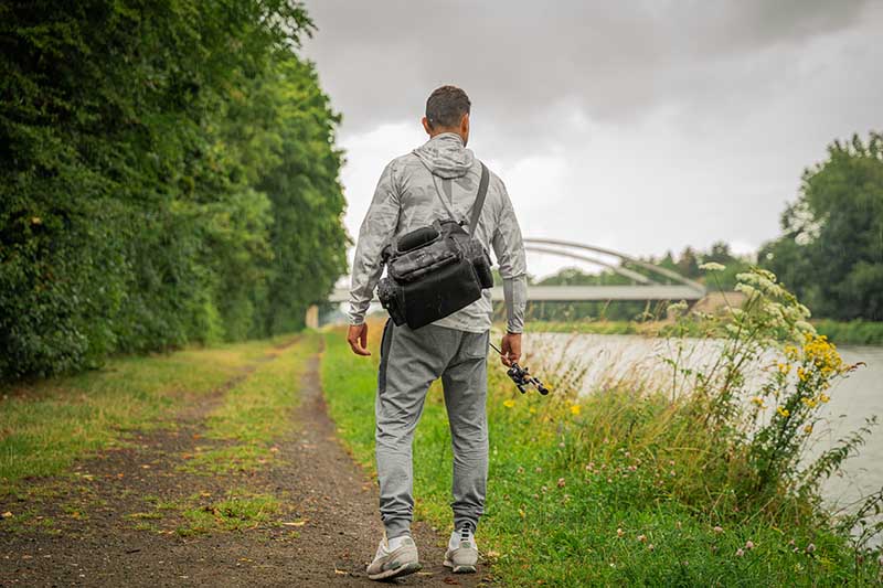Sac à dos avec boîtes Fox Rage} Voyager Camo Medium