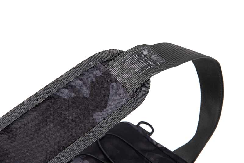 Sac à dos avec boîtes Fox Rage} Voyager Camo Medium