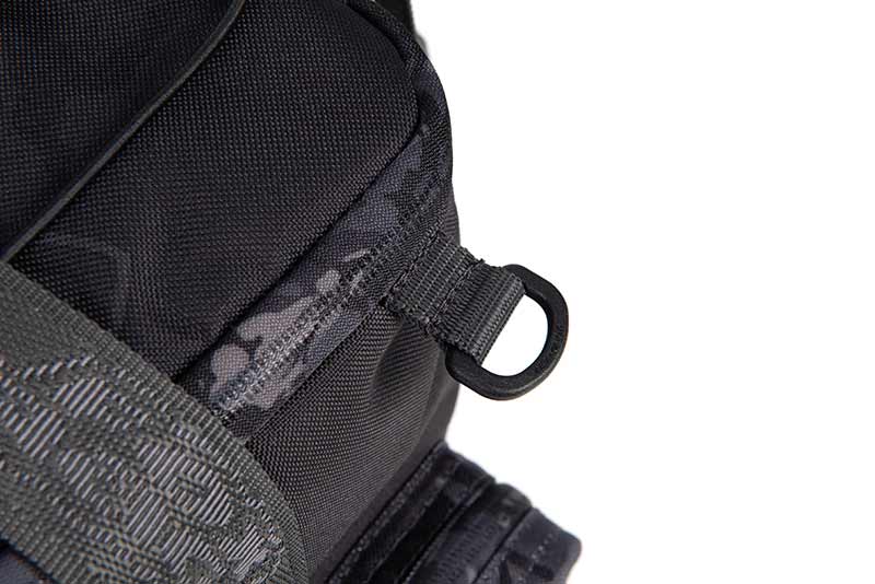 Sac à dos avec boîtes Fox Rage} Voyager Camo Medium