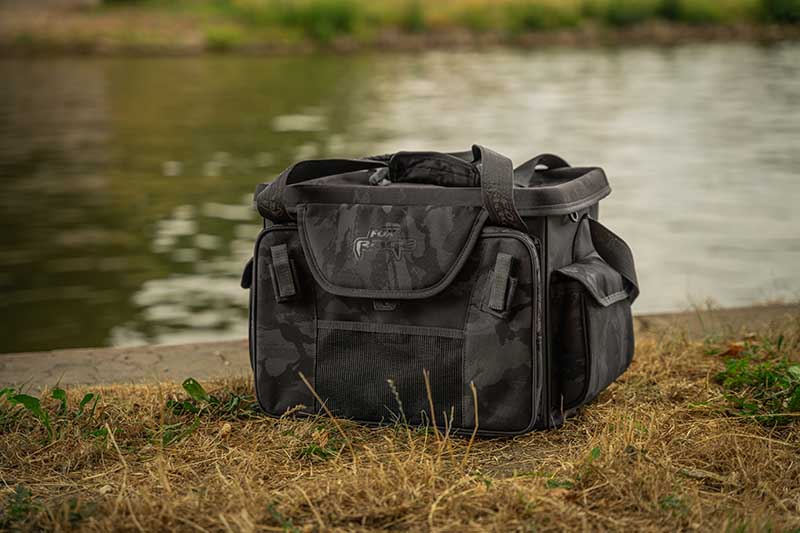 Sac à dos avec boîtes {{8b06666d40715d7a04f861406fdf589841}}} Voyager Moulé Camo XL