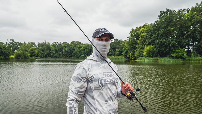 Camiseta técnica con capucha UV Fox Rage Light Camo - Tienda Bass