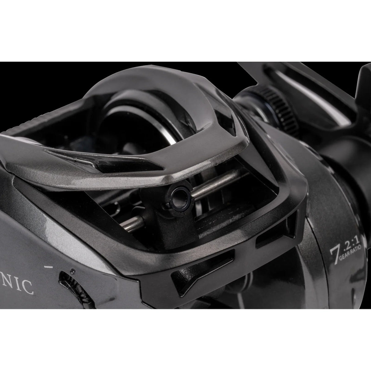 Carrete Zebco Demonic XT 200 LHW - Tienda Bass