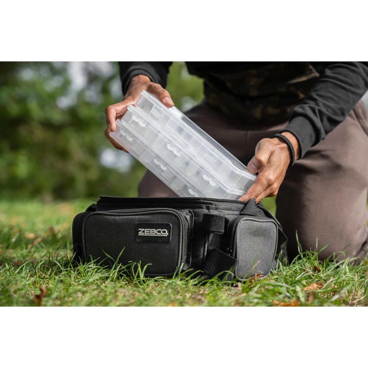 Macuto Zebco Trophy System Carryall Small 5.5L - Tienda Bass