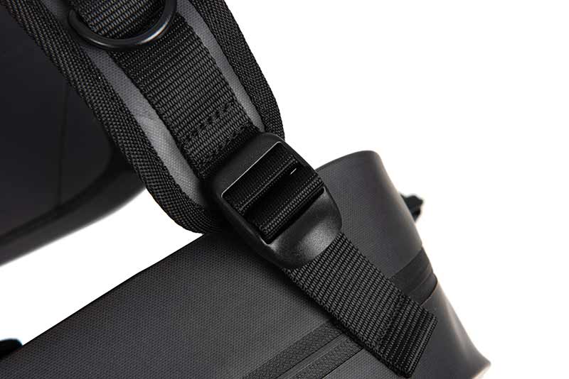 Mochila de pecho Fox Rage Pro Series Impermeable - Tienda Bass