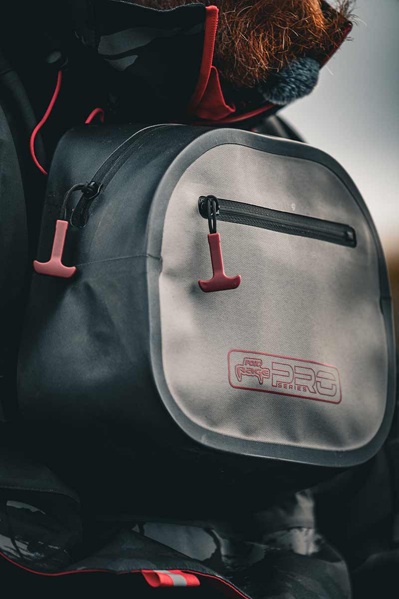 Sac à dos de poitrine Fox Rage Pro Series Waterproof