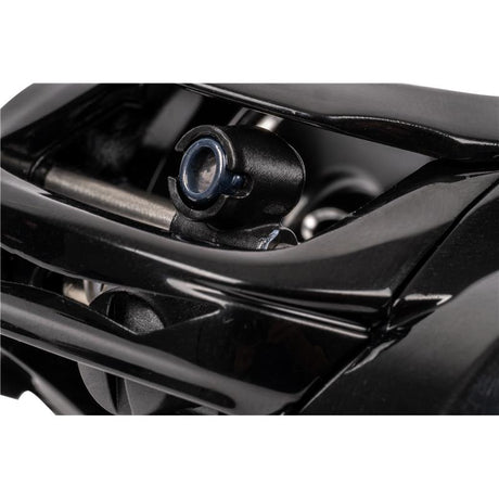 Carrete Zebco Demonic All Black Baitcaster 150 LHW - Tienda Bass