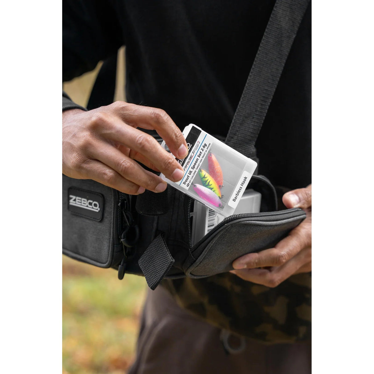 Macuto Zebco Trophy System Carryall Small 5.5L - Tienda Bass